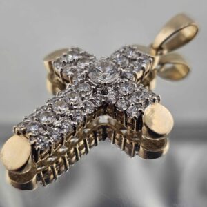 9ct Gold Cubic Zirconia Cross Pendant
